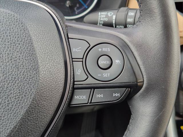 Used 2020 Toyota RAV4 Limited AWD/4WD image 15