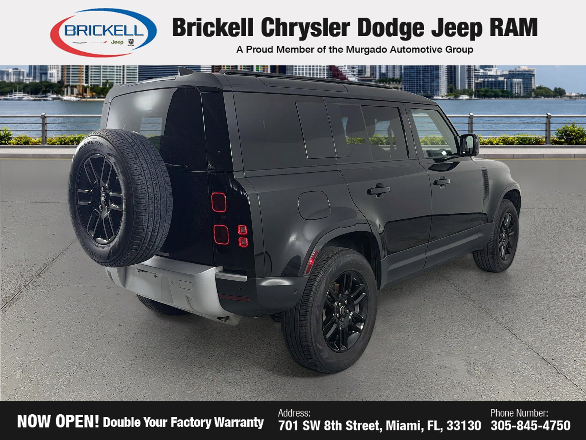 Used 2025 Land Rover Defender 110 S AWD/4WD image 6