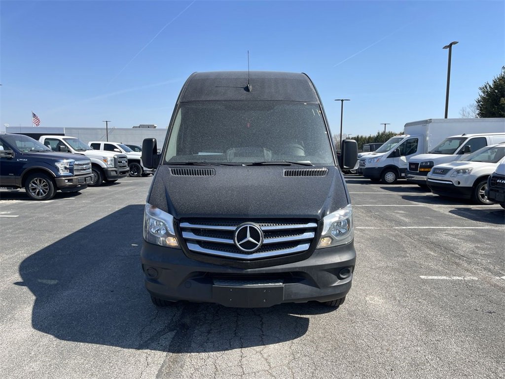 Used 2016 Mercedes-Benz Sprinter 3500 image 2