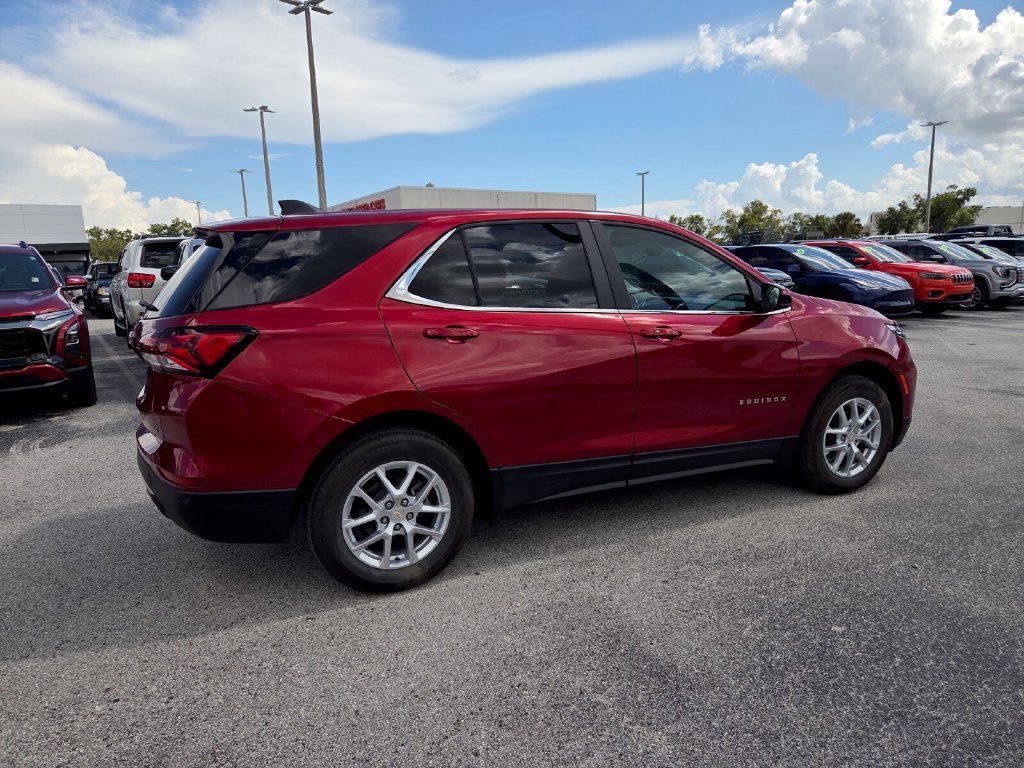 Used 2024 Chevrolet Equinox LT w/ LPO, Cargo Package FWD image 14