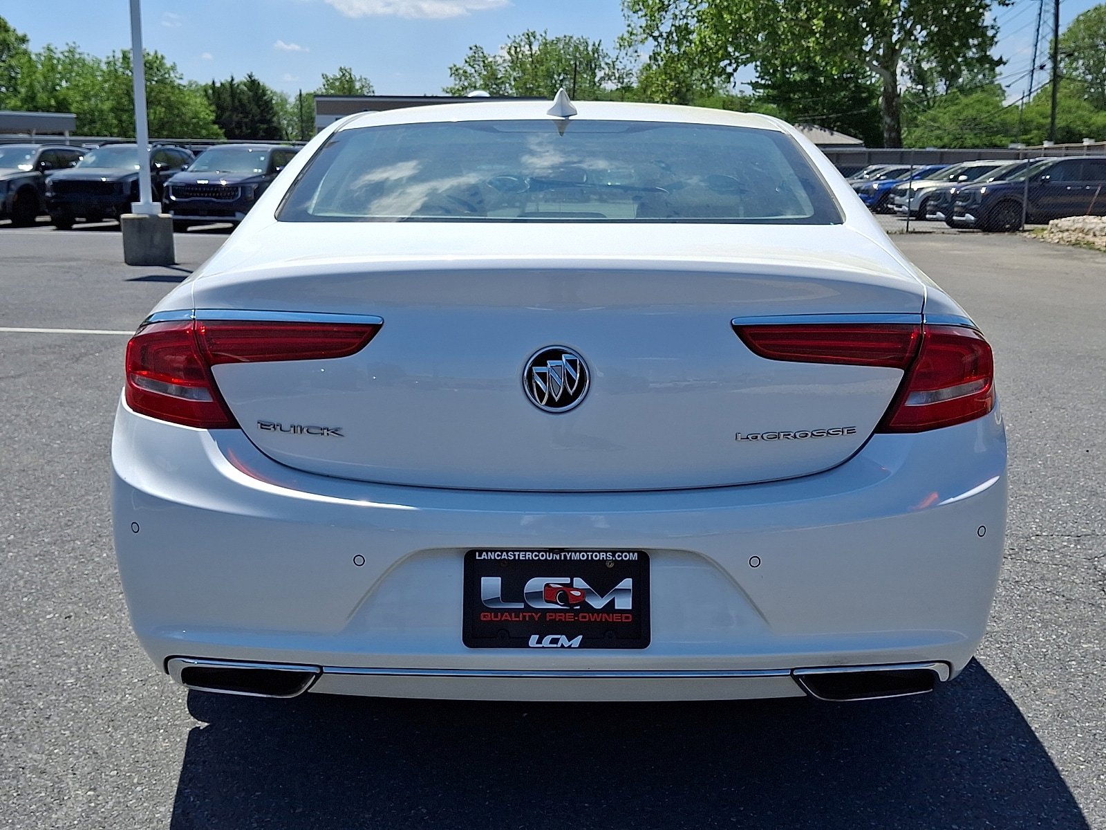 Used 2017 Buick LaCrosse Essence w/ Sights and Sounds Package FWD image 7