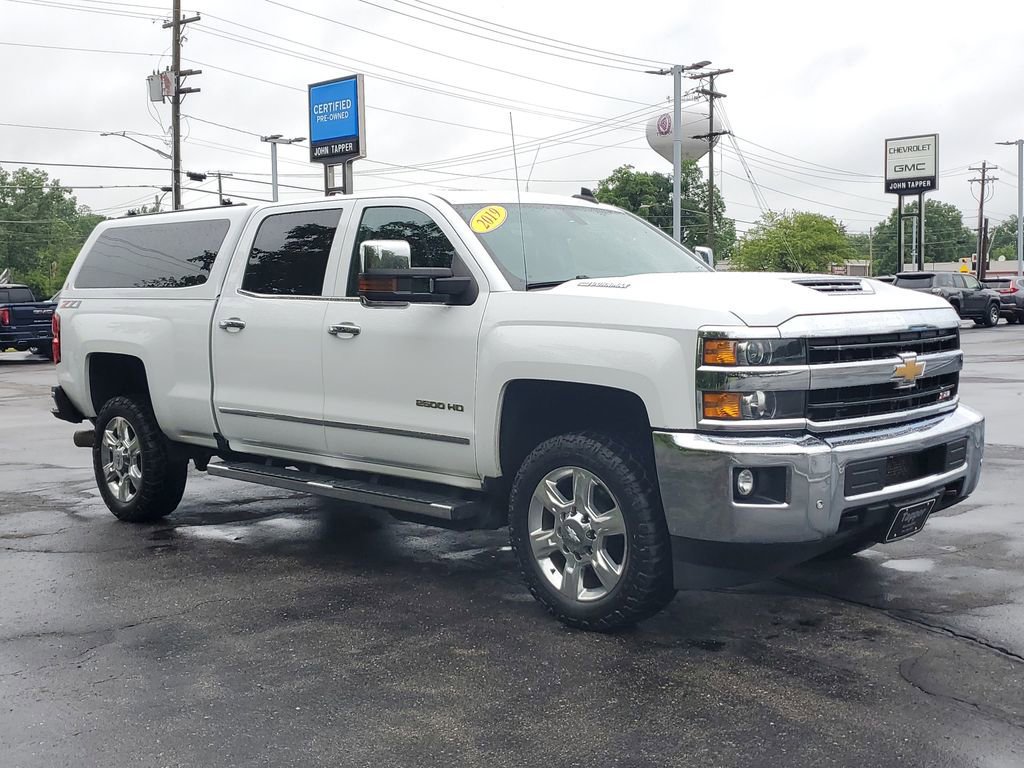 Used 2019 Chevrolet Silverado 2500 LTZ w/ Duramax Plus Package AWD/4WD image 2