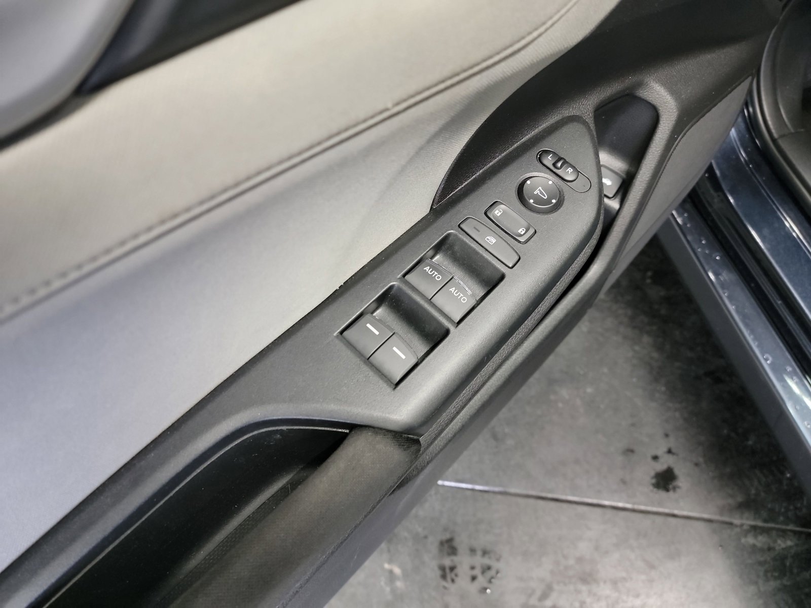 Used 2017 Honda Civic EX image 14