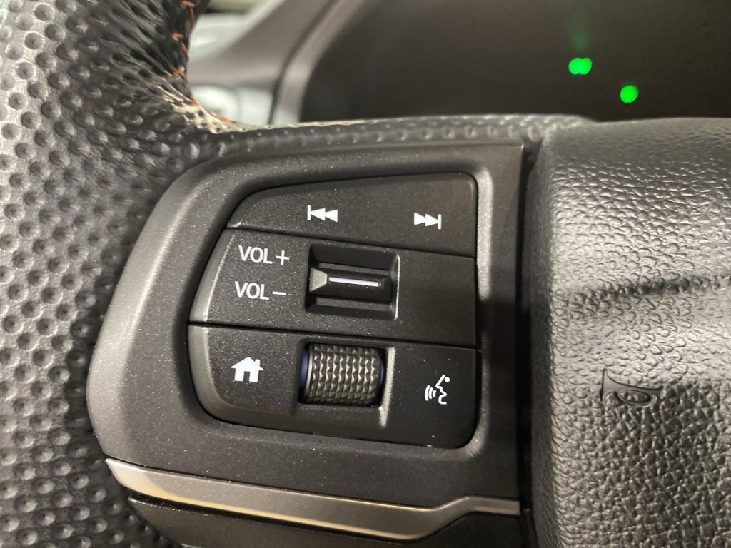 Used 2025 Honda Ridgeline TrailSport image 23