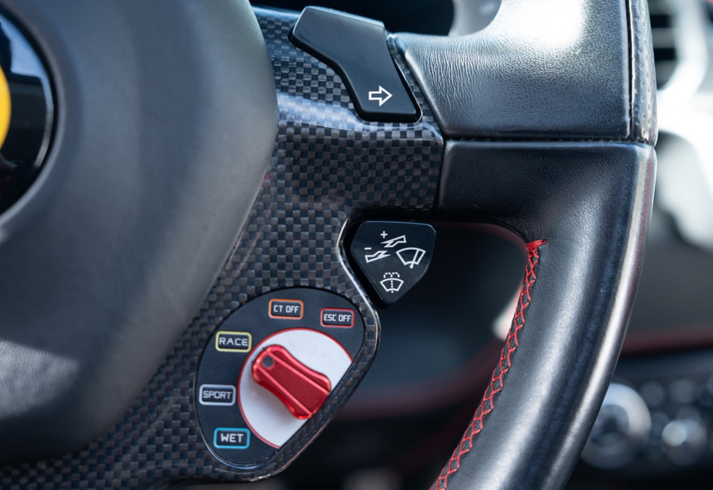 Used 2013 Ferrari 458 Spider RWD image 26