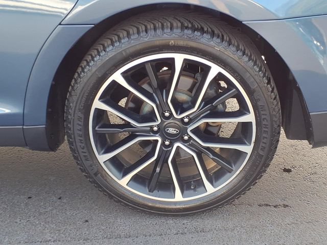 Used 2019 Ford Taurus SEL w/ Equipment Group 201A FWD image 7
