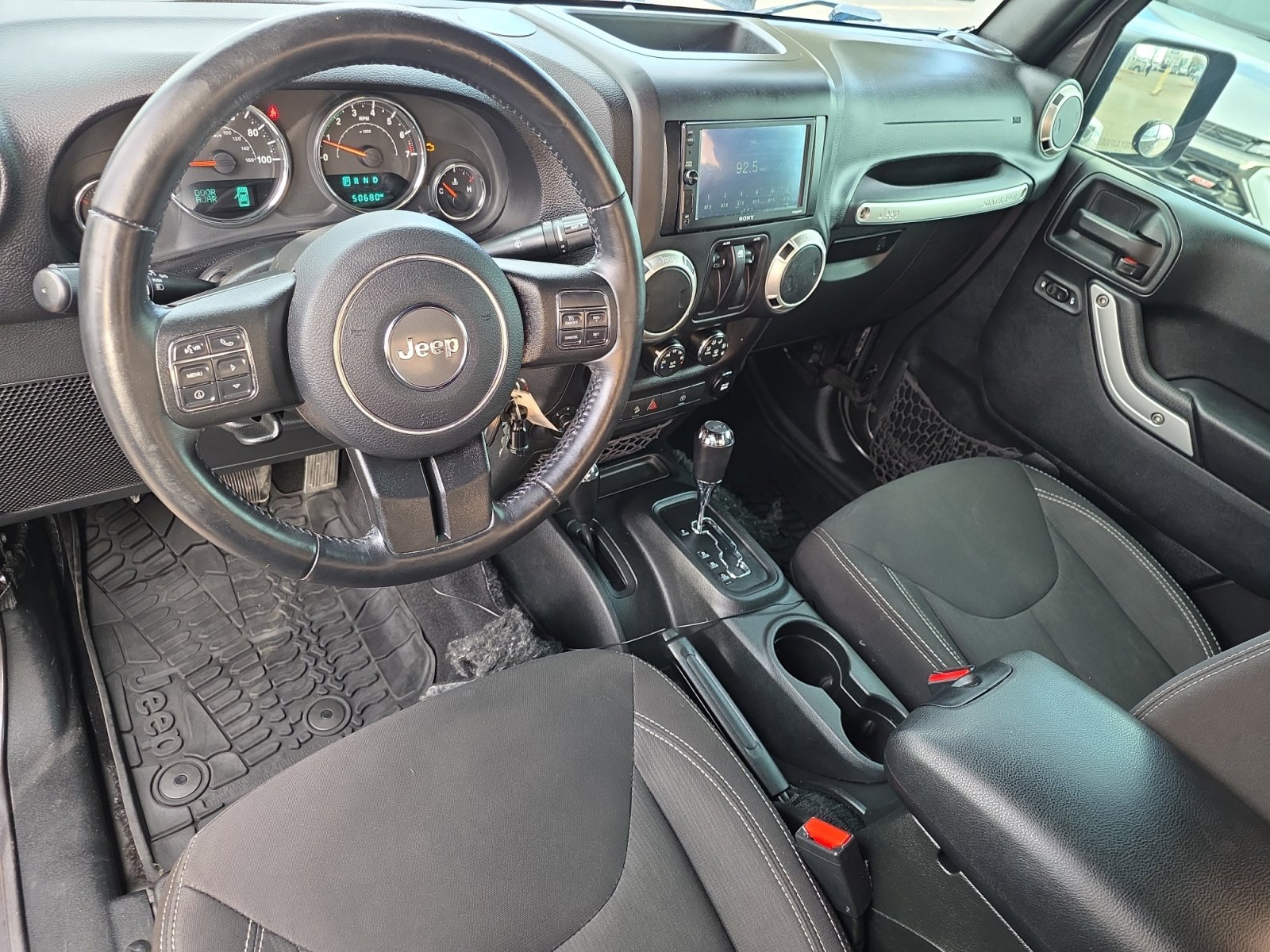 Used 2017 Jeep Wrangler Sahara w/ Connectivity Group image 14
