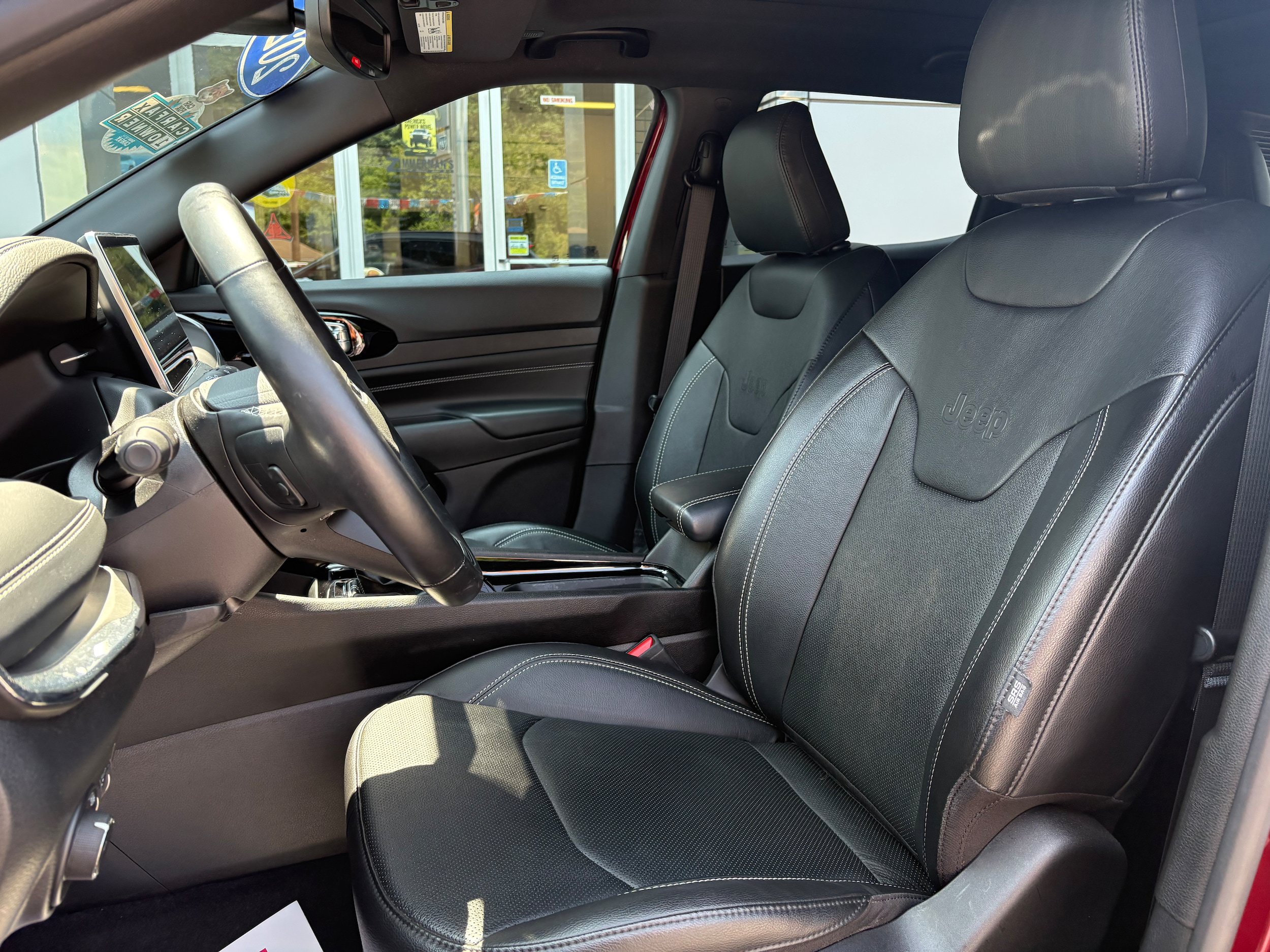 Certified 2022 Jeep Compass High Altitude AWD/4WD image 17