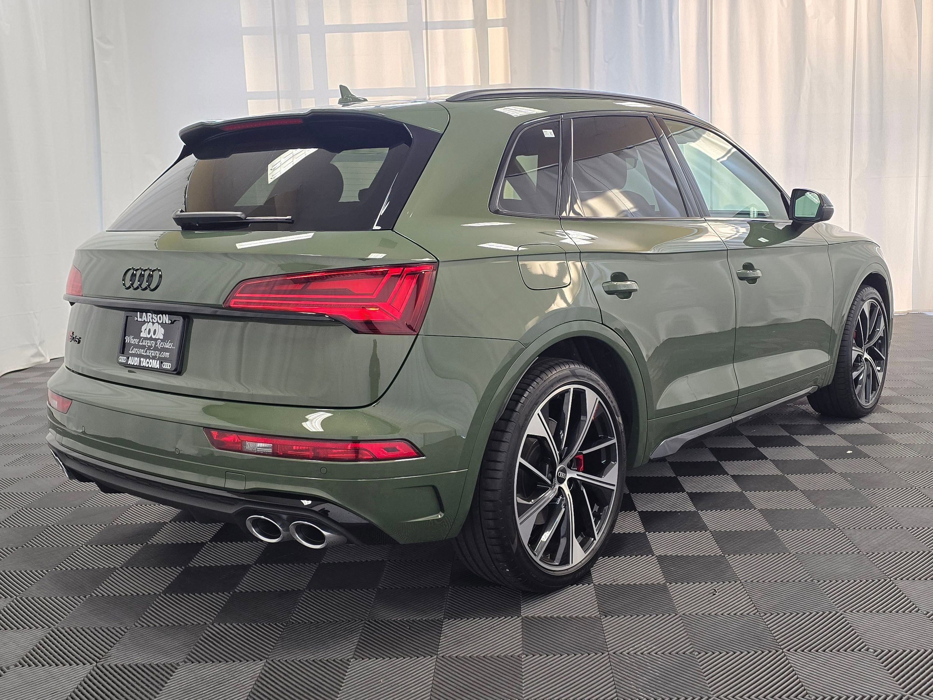 Used 2024 Audi SQ5 Premium Plus image 6