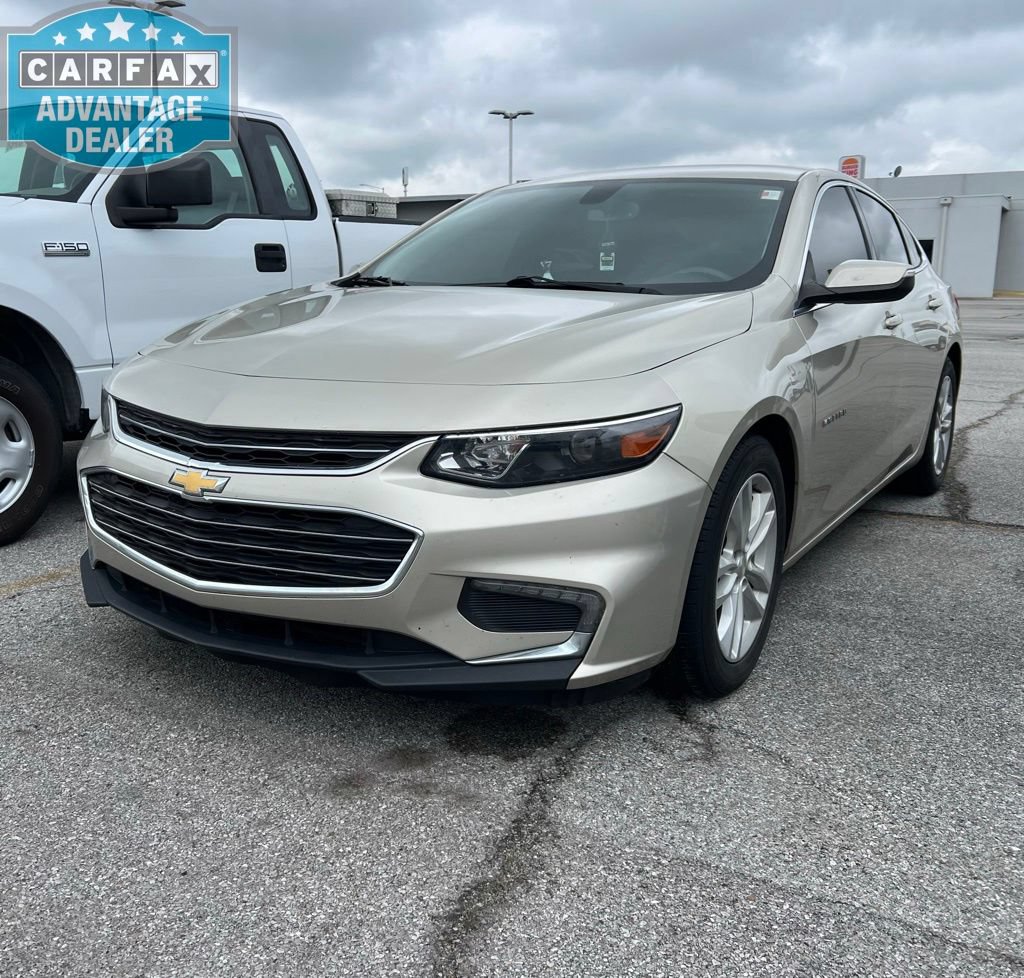 Used 2016 Chevrolet Malibu LT FWD image 3