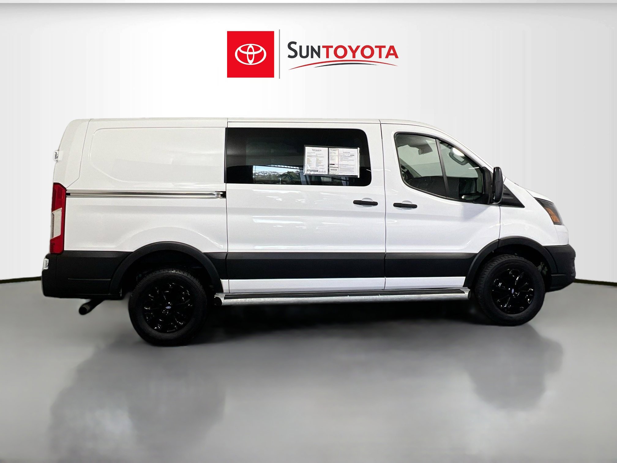 Used 2024 Ford Transit 250 Low Roof w/ Exterior Upgrade Package image 2