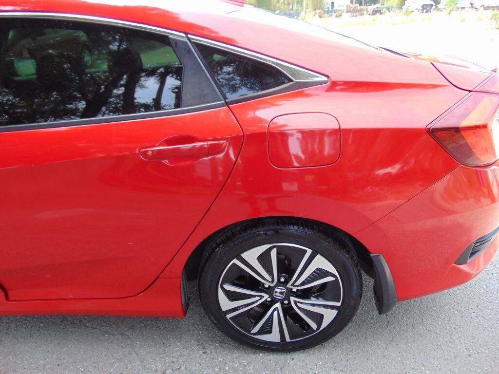 Used 2018 Honda Civic EX-L image 4