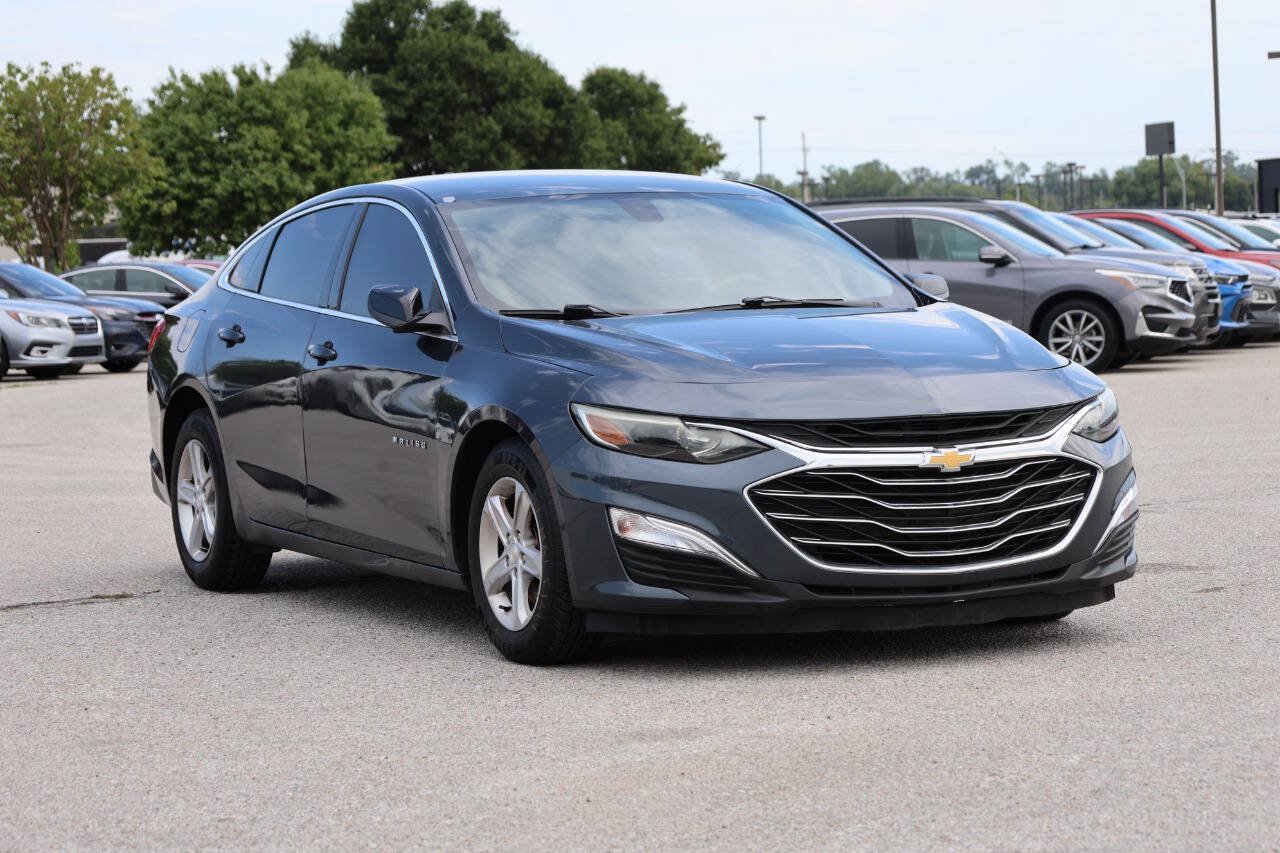 Used 2020 Chevrolet Malibu LS FWD image 4