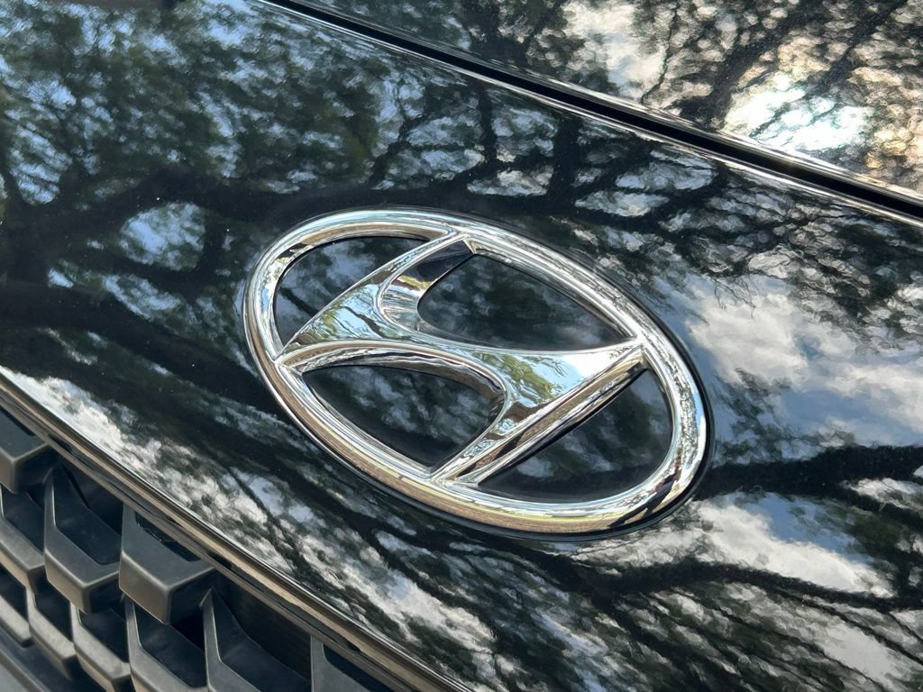 Used 2023 Hyundai Kona SE w/ Cargo Package FWD image 36