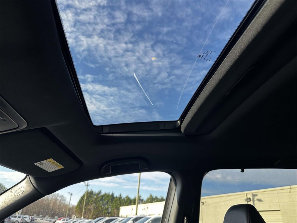 Certified 2024 Honda Passport Black Edition image 19