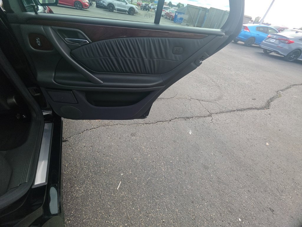 Used 2002 Mercedes-Benz E 320 4MATIC Sedan image 29