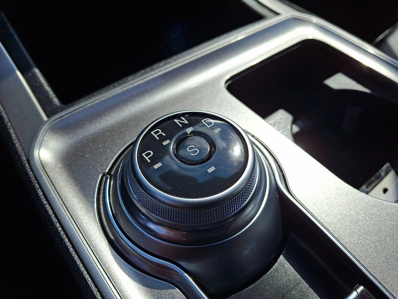 Used 2023 Ford Edge SEL w/ Convenience Package image 16