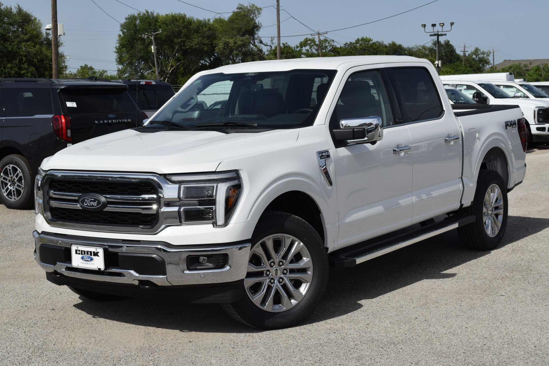 New 2025 Ford F150 Lariat w/ Equipment Group 501A Mid