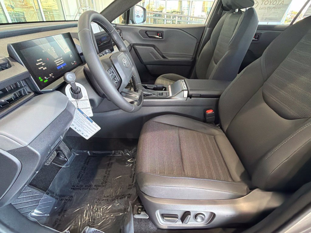 New 2026 Toyota RAV4 SE w/ Illumination Package (TMS) AWD/4WD image 18