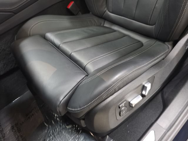 Used 2022 BMW X6 xDrive40i w/ M Sport Package AWD/4WD image 28