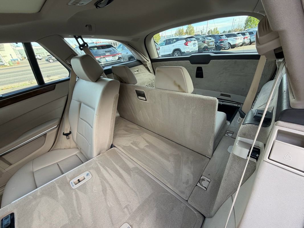 Used 2016 Mercedes-Benz E 350 4MATIC Wagon w/ Premium Package image 18