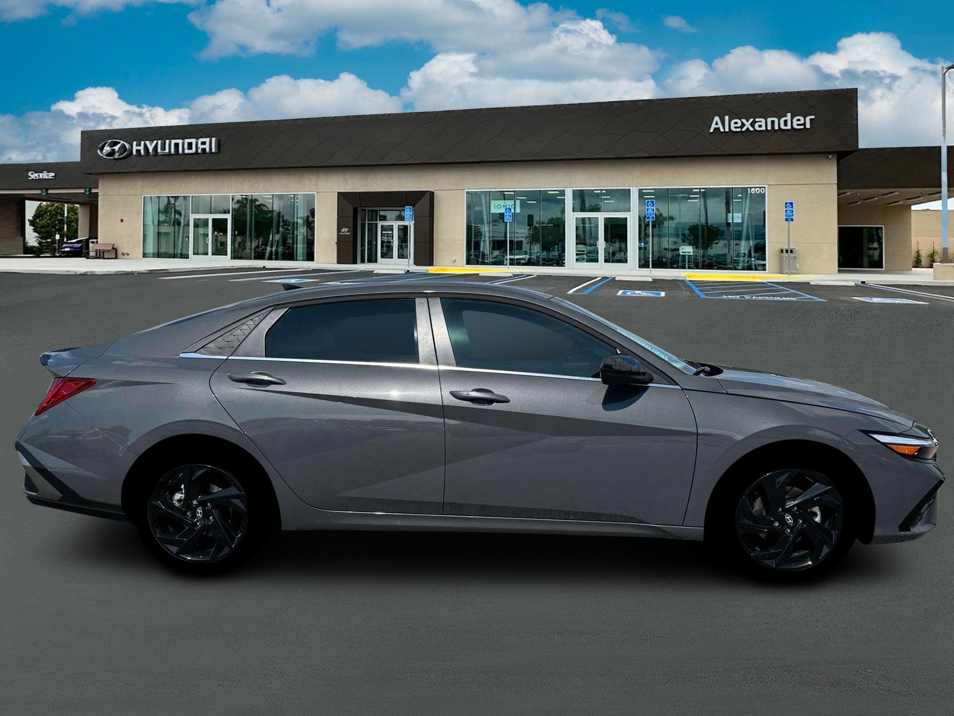New 2026 Hyundai Elantra SEL Sport Premium FWD image 9