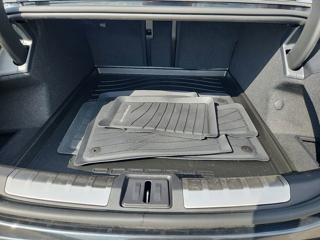 Certified 2025 Porsche Taycan 4S image 29