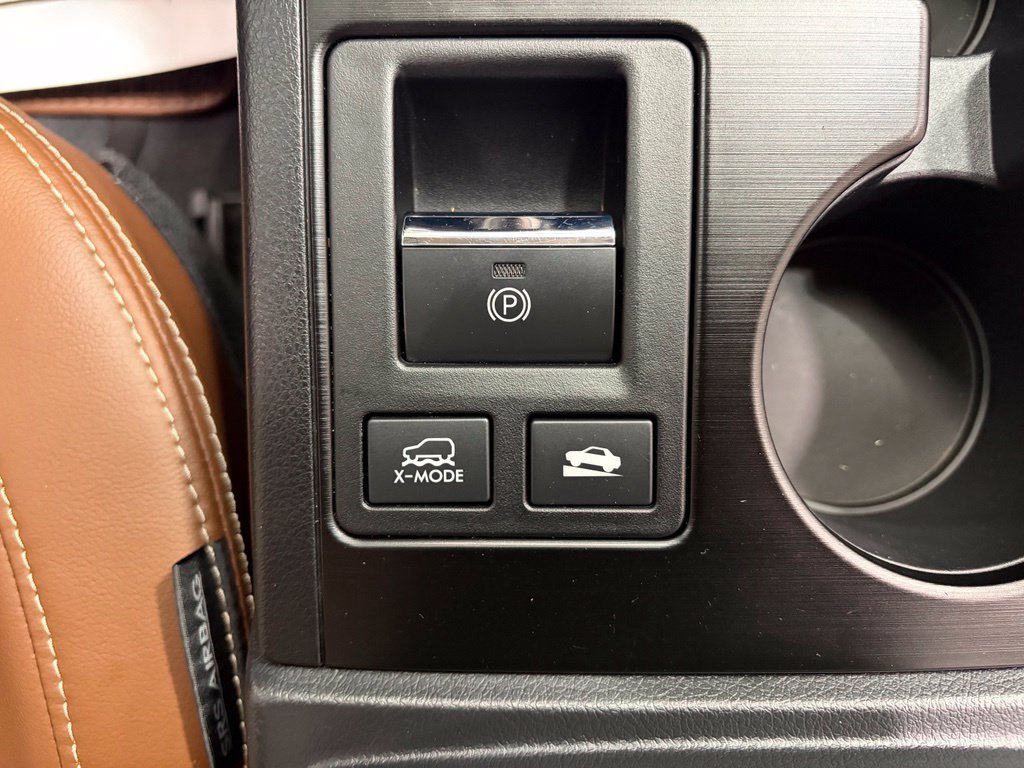 Used 2017 Subaru Outback 2.5i Touring w/ Popular Package #5A AWD/4WD image 23