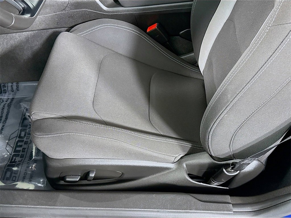 Used 2023 Chevrolet Camaro LT w/ Technology Package image 30