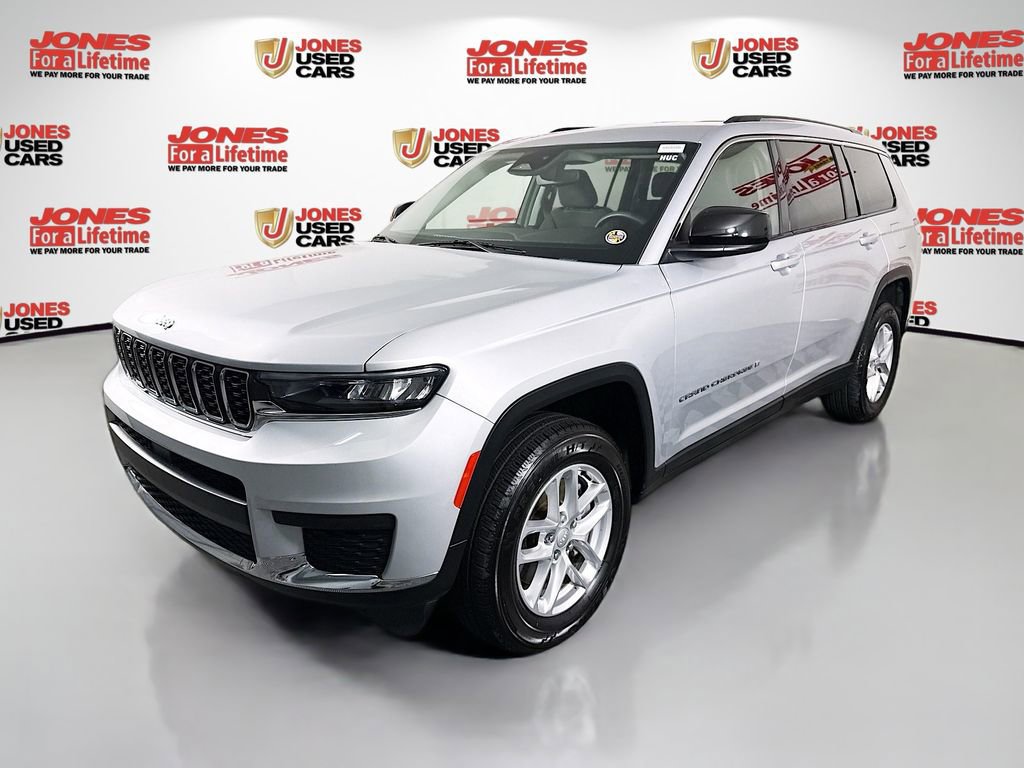 Used 2023 Jeep Grand Cherokee L Laredo AWD/4WD image 12