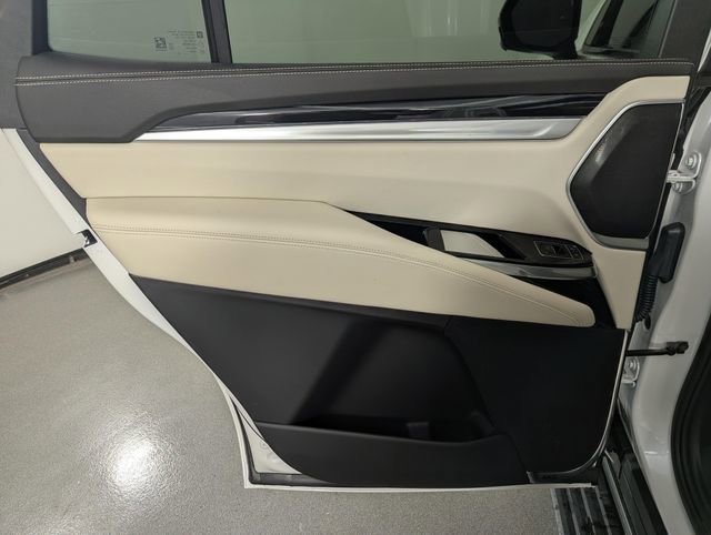 Used 2025 Cadillac Escalade Sport w/ Touring Package image 16