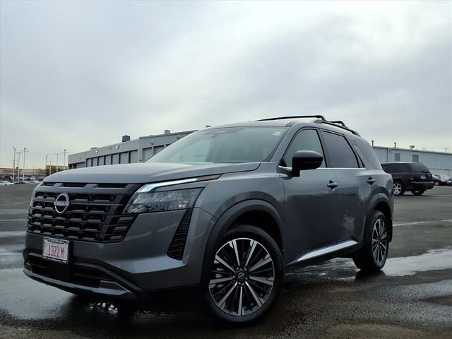 New 2026 Nissan Pathfinder Platinum image 3