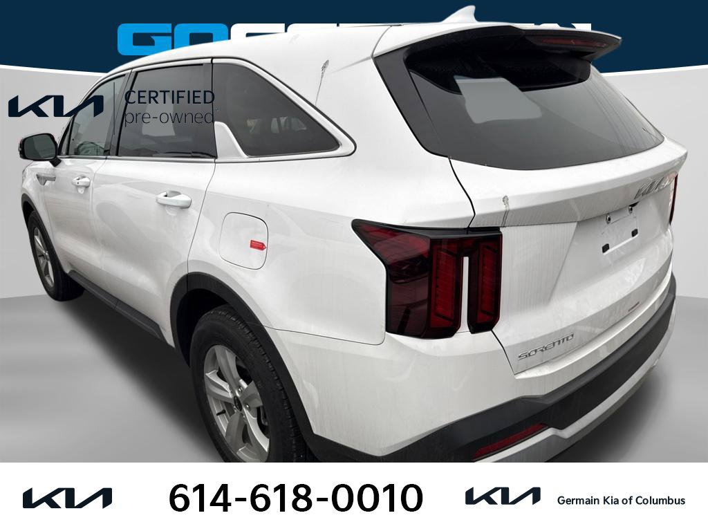 Certified 2026 Kia Sorento LX FWD image 3
