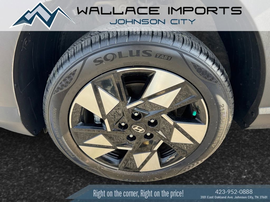 Used 2025 Hyundai Kona SEL image 9