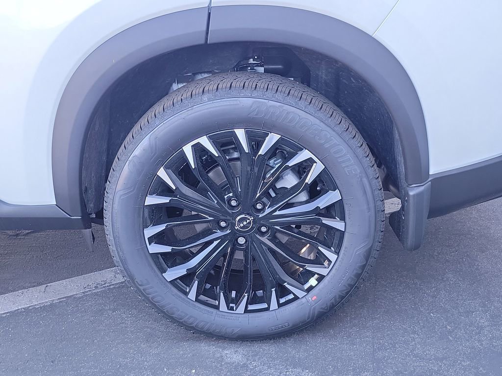 New 2026 Nissan Rogue SV image 18