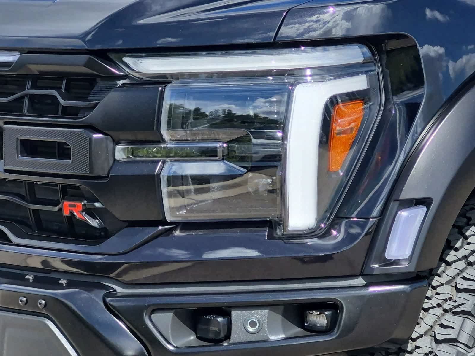 Used 2025 Ford F150 Raptor w/ Equipment Group 803A Raptor R AWD/4WD image 11