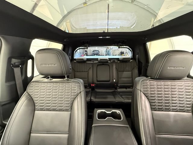 Used 2025 GMC Sierra EV Denali AWD/4WD image 32