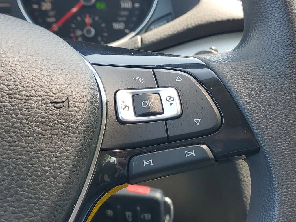 Used 2017 Volkswagen Passat 1.8T S FWD image 23
