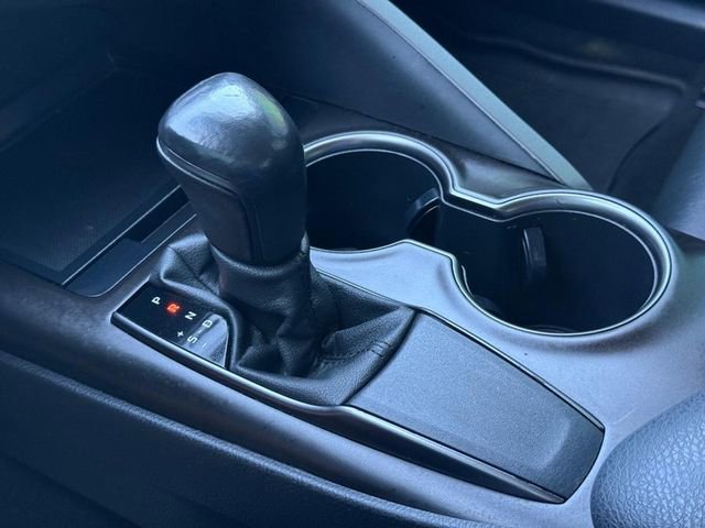 Used 2021 Toyota Camry SE w/ Blackout Package (TMS) FWD image 19