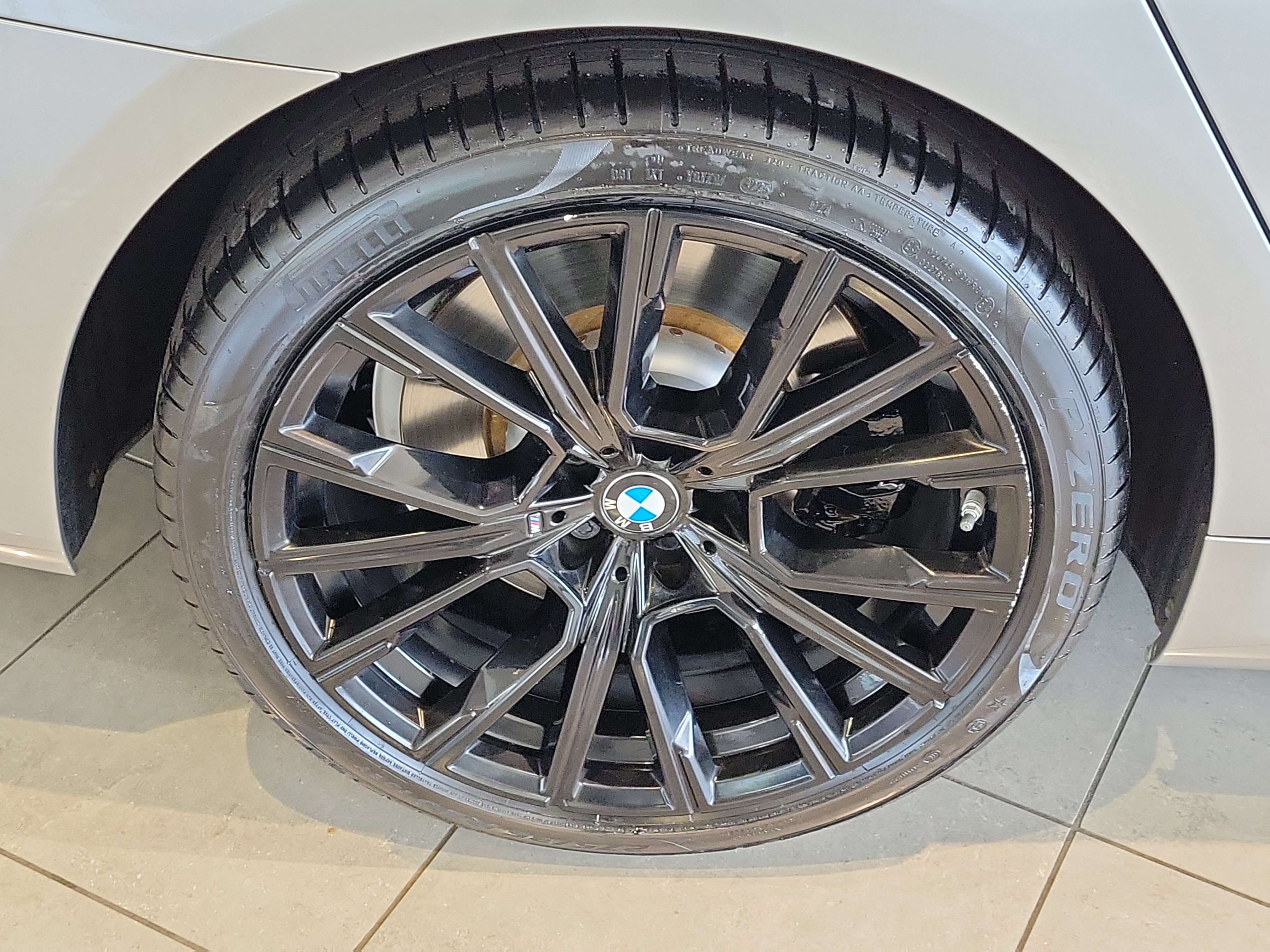 Used 2022 BMW 750i xDrive w/ Luxury Rear Seating Package AWD/4WD image 7