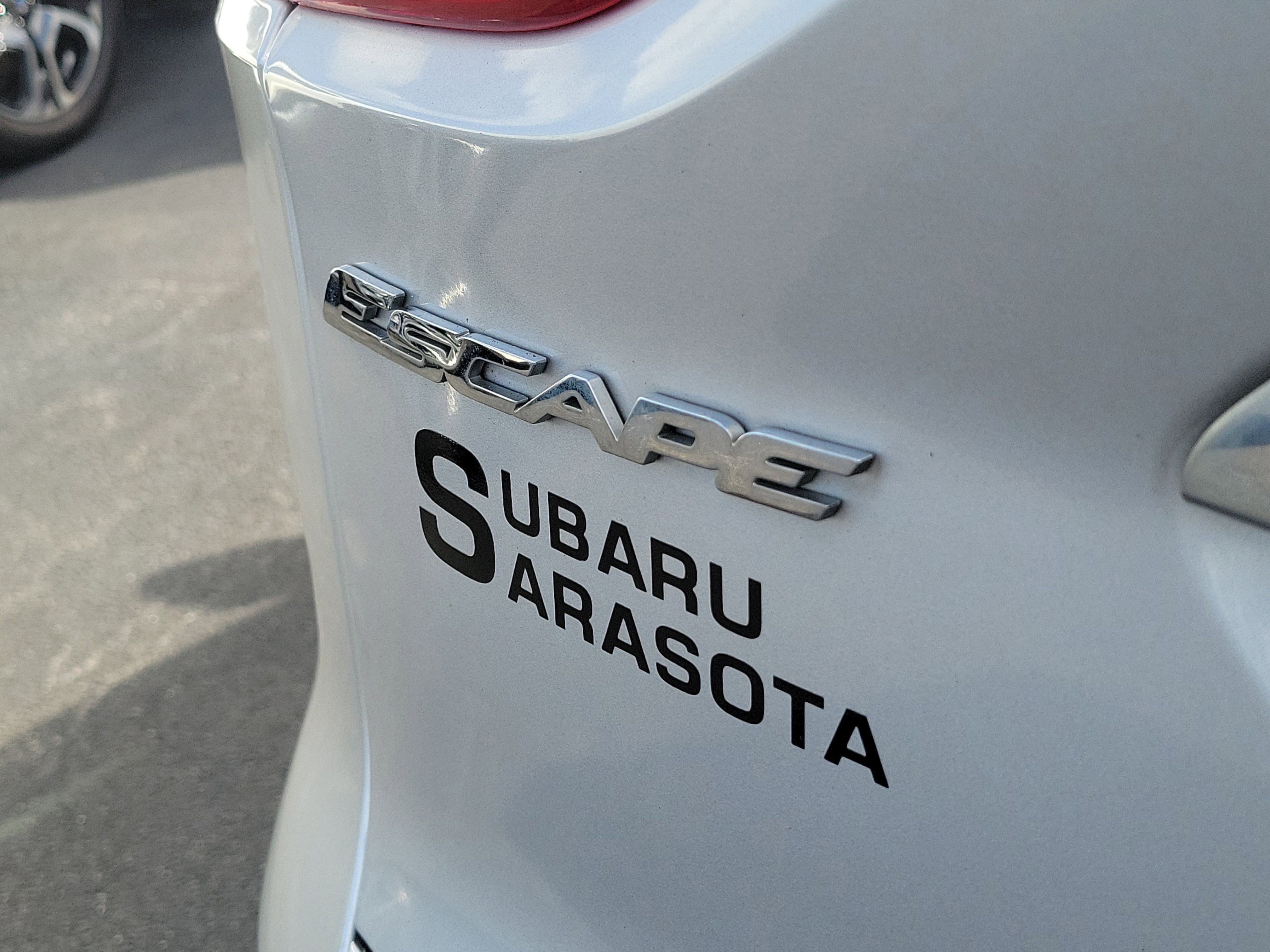 Used 2015 Ford Escape Titanium image 11