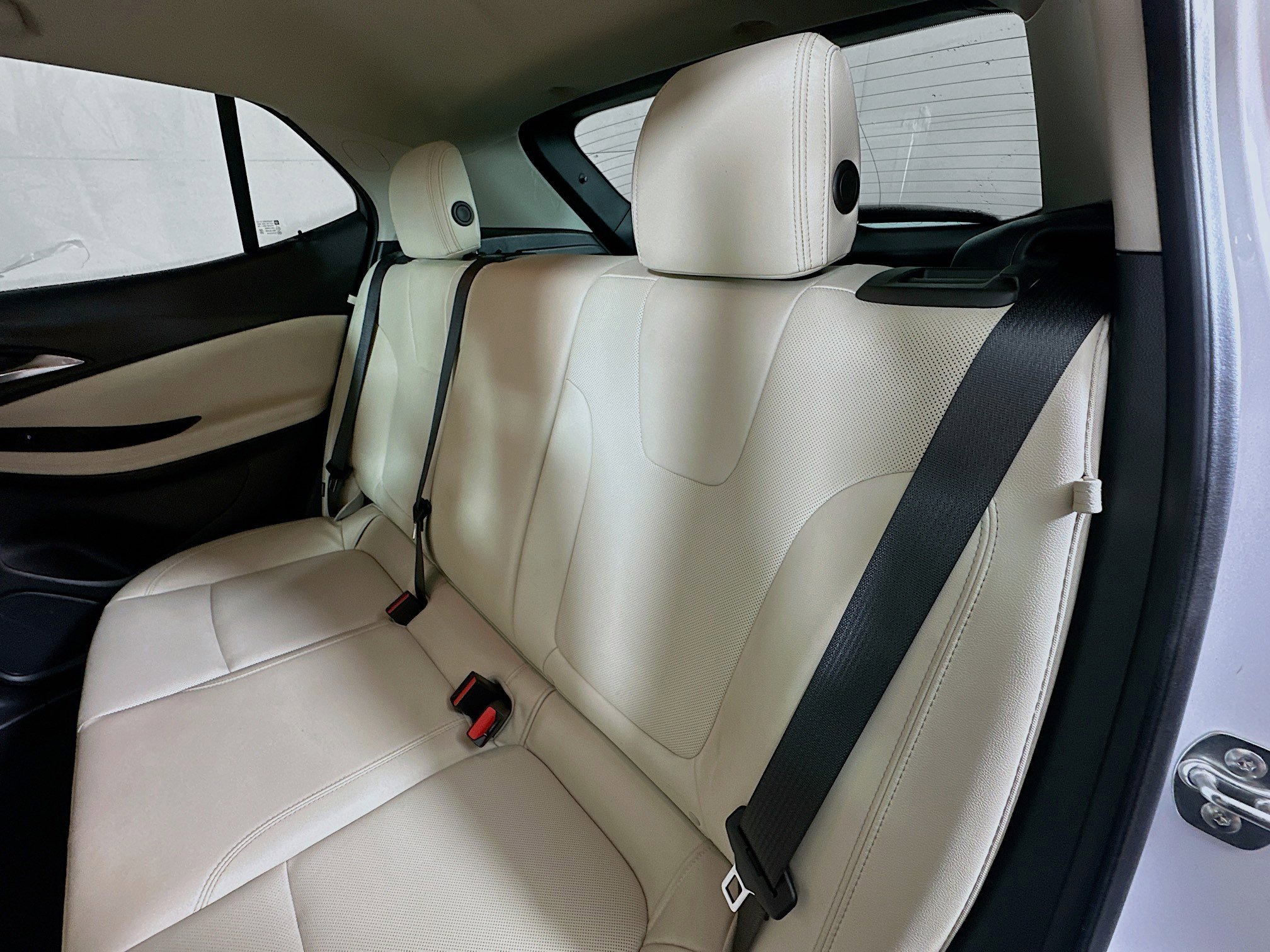 Used 2024 Buick Encore GX Sport Touring image 22