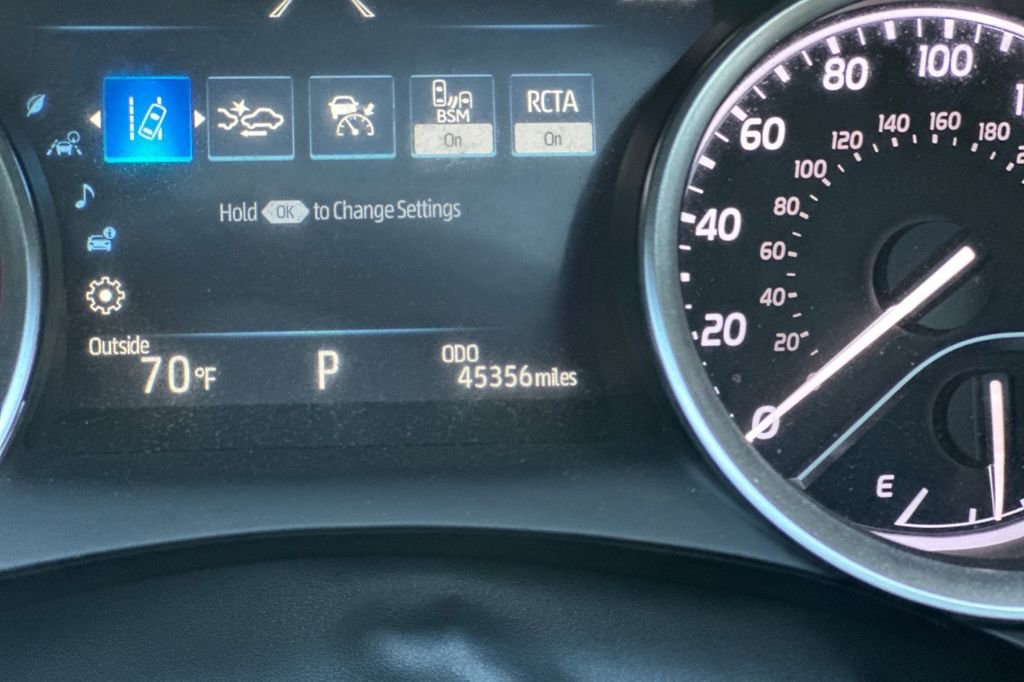 Used 2024 Toyota Camry XLE w/ Navigation Package FWD image 27