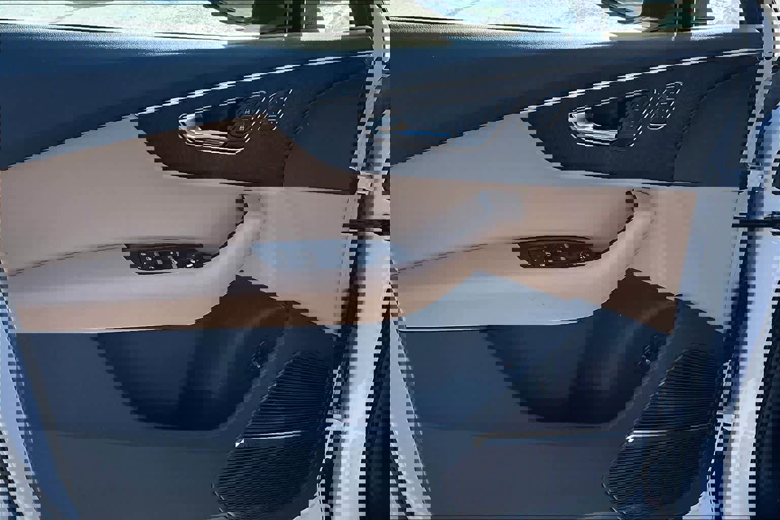 Used 2022 Audi Q7 Premium Plus w/ Premium Plus Package image 22