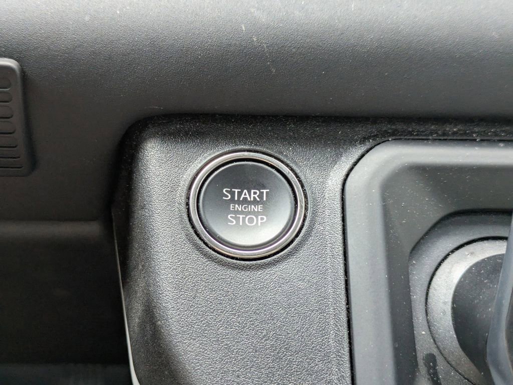 Certified 2024 Land Rover Defender 110 X-Dynamic SE AWD/4WD image 31