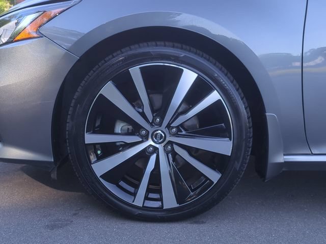 Used 2021 Nissan Altima 2.5 SR w/ SR Premium Package FWD image 19