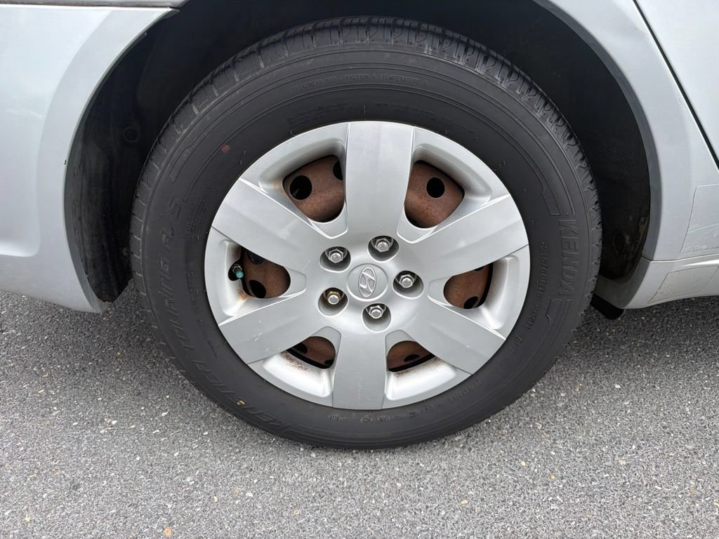 Used 2010 Hyundai Sonata GLS FWD image 11