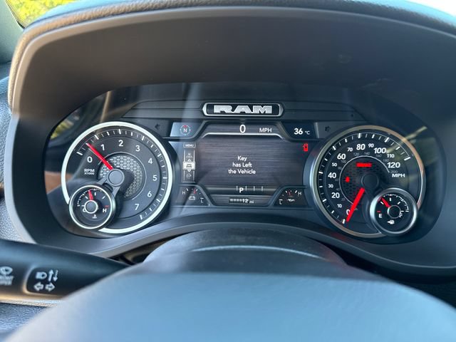 New 2026 RAM 1500 Express AWD/4WD image 27