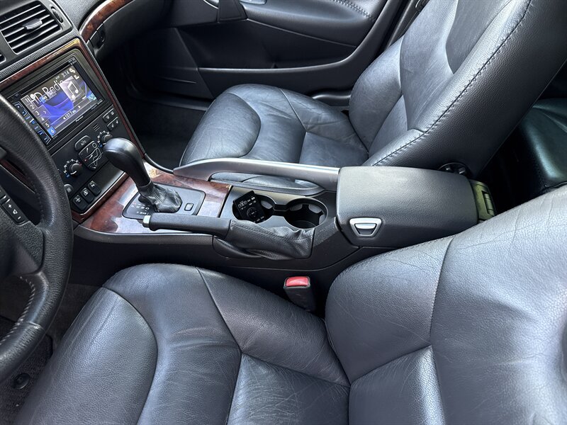 Used 2007 Volvo XC70 AWD/4WD image 30
