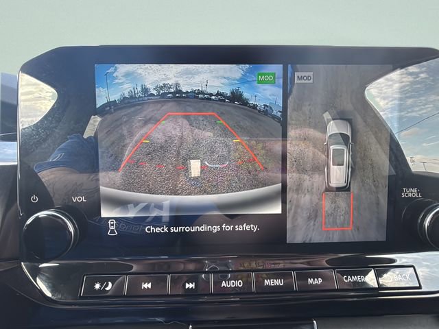 Used 2024 Nissan Pathfinder Platinum w/ Cargo Package AWD/4WD image 20